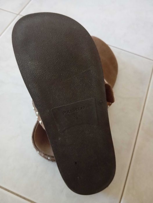 Socas em pele Pull&Bear