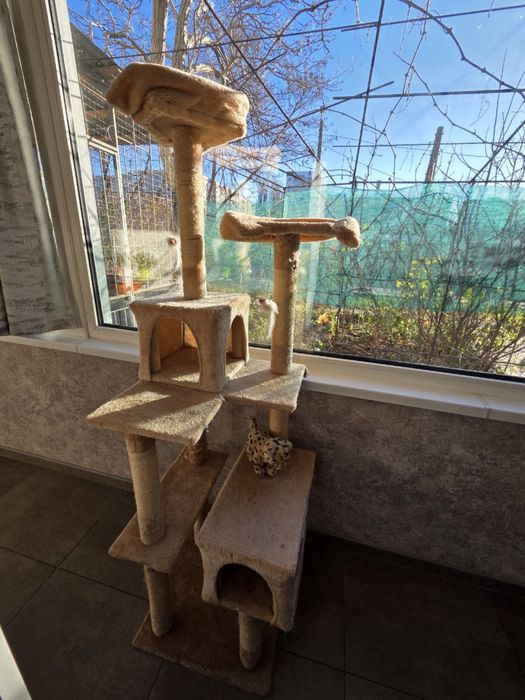 Когтеточка-домик  для кошек