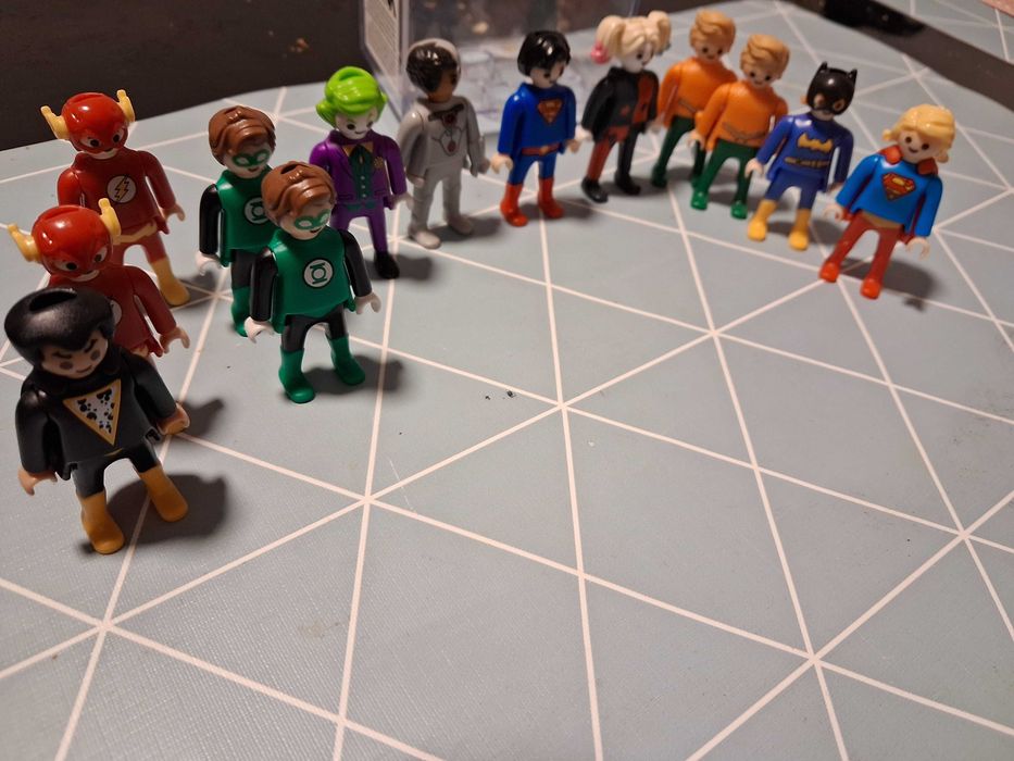 Bonecos playmobil dc kinder