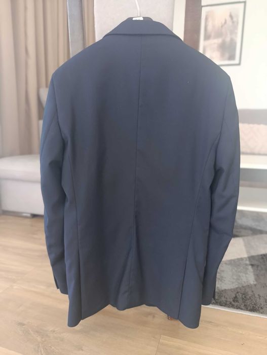 Garnitur młodzieżowy plus koszula gratis