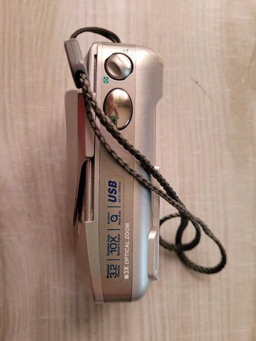 Мега комплект Y2K Olympus C-350 Zoom + 3 xD (256MB/64MB/16MB)  холдери