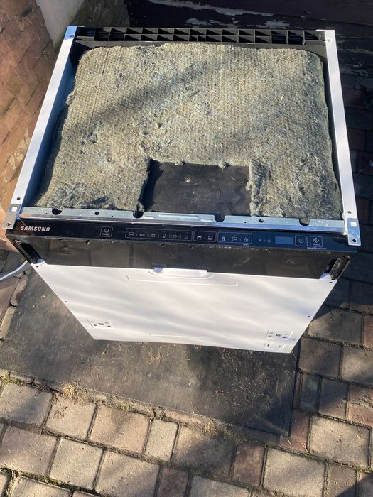 Посудомийна машина Samsung DW60R7070US