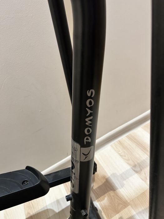 Orbitrek Domyons - bardzo dobry stan, czarno-szary