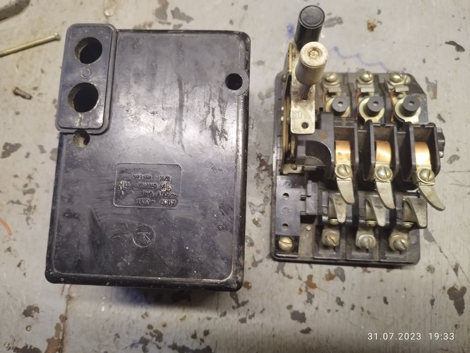 Автомат АП50-3МТ на 10 А  для захисту від струмів перевантаження та ві