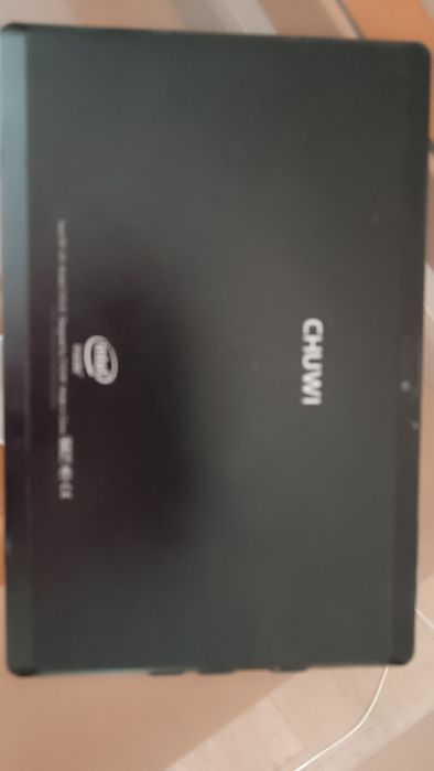 Tablet Chuwi Hi10