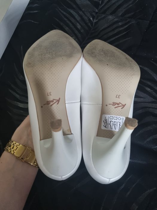 Buty ślubne rozm 37 Biała Perla
