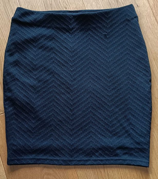 Spódnica czarna mini 36