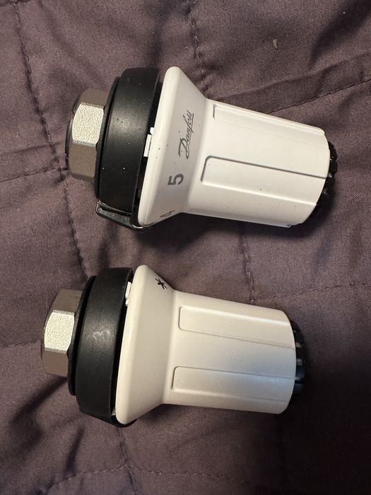 Продам термоголовку (терморегулятор) для радиатора отопления Danfoss