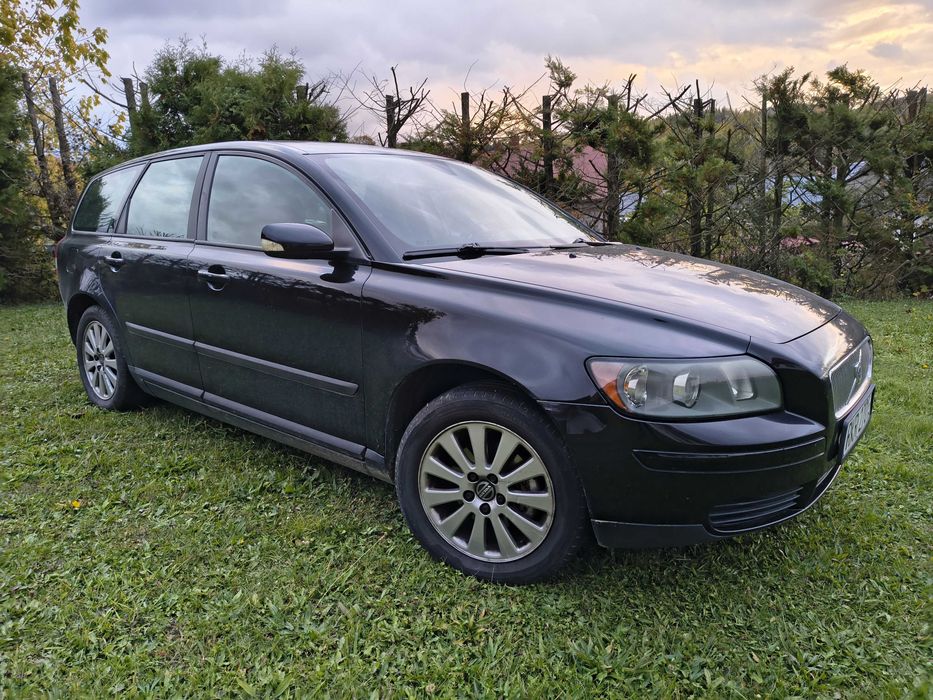 Volvo V50