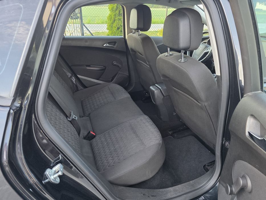 Opel Astra J 1.4 Benzyna Klima Grzane fotele,  kierownica z Niemiec