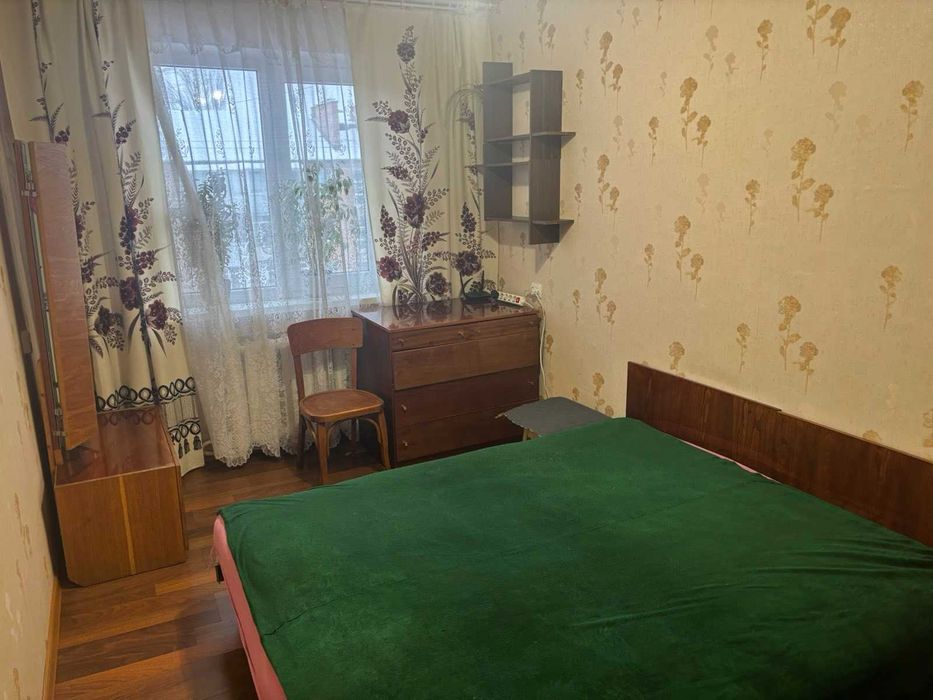 Кімната в квартирі вул. Волонтерська