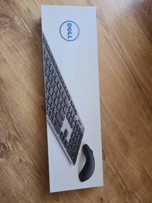 Nowy, oryginalny zastaw klawiatura + mysz Dell KM717