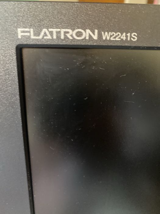 Monitor LG 18 polegadas64585932802819121