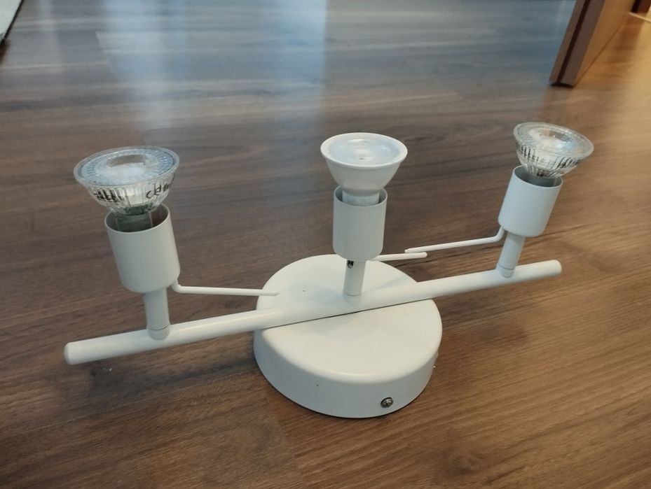 Lampa z halogenami Ikea