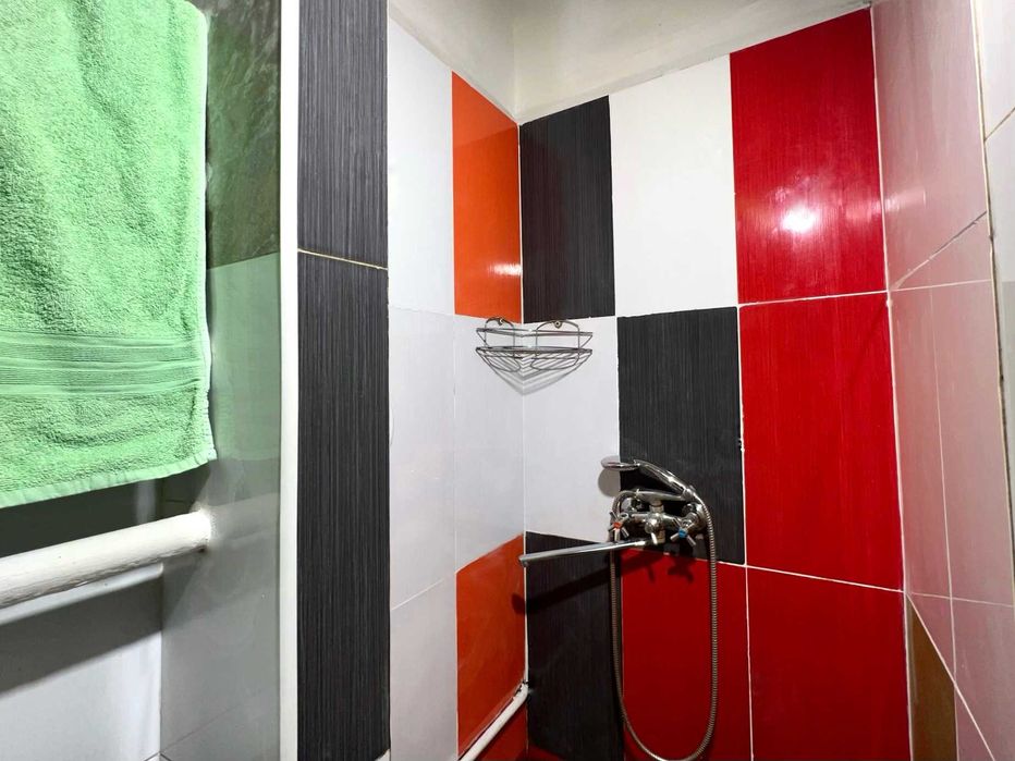 Место в комнате на 4 человека возле метро! Жилье для переселенцев!