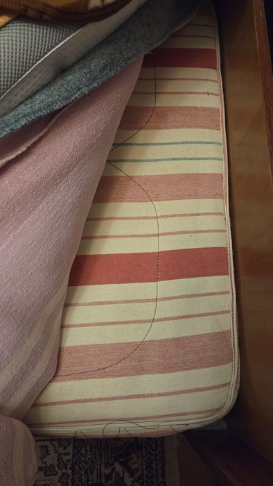 Продам кровать з матрацом