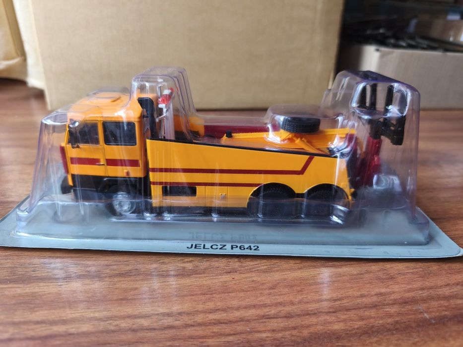 >Kultowe ciężarówki z epoki PRL - Jelcz P642, skala 1:43, DeAgostini!