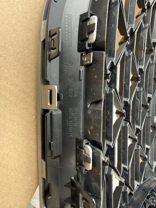 Grill BMW X2 U10 rocznik 2024