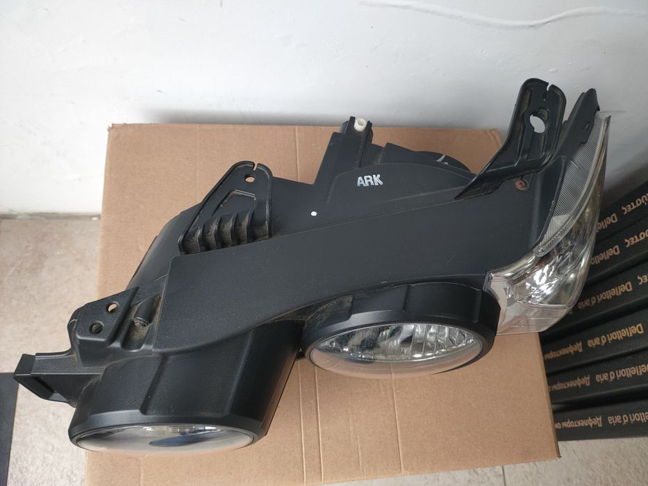 Farol ESQ e DRT CHEVROLET AVEO Hatchback (T300)