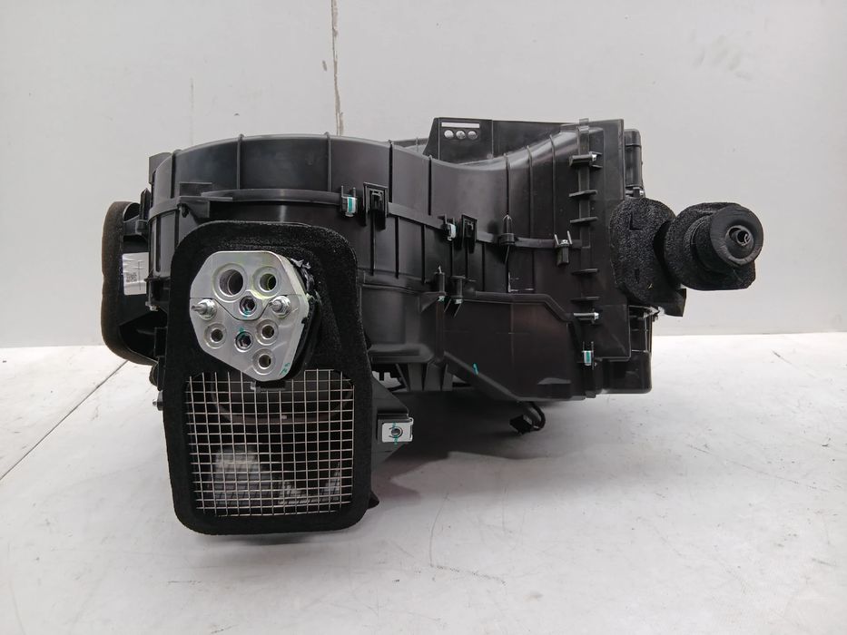 Chauffage / sofagem completa TESLA Model Y (5YJY)