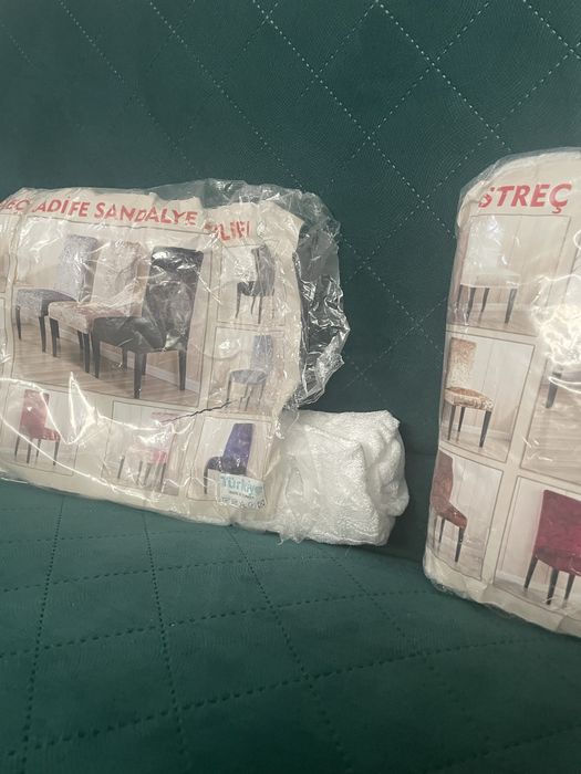 Białe Welurkowe pokrowce na krzesla nowe 12sztuk