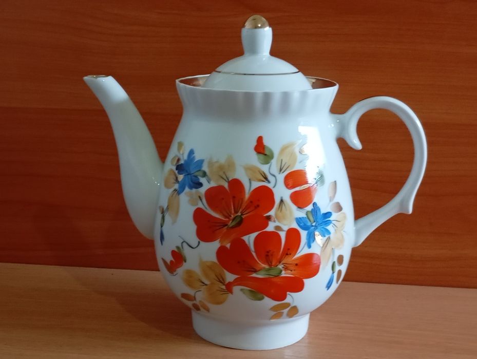 Чайник заварник . Баранівка . Ручний розпис