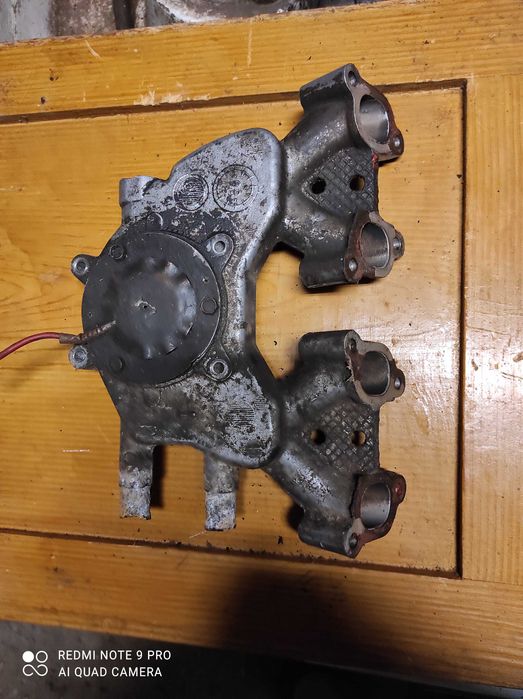 Впускний колектор volkswagen Golf 2