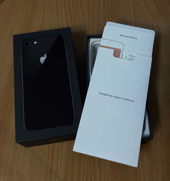 iPhone 8 64GB Neverlock Ідеал / Посилена батарея Deji 100% / Коробка