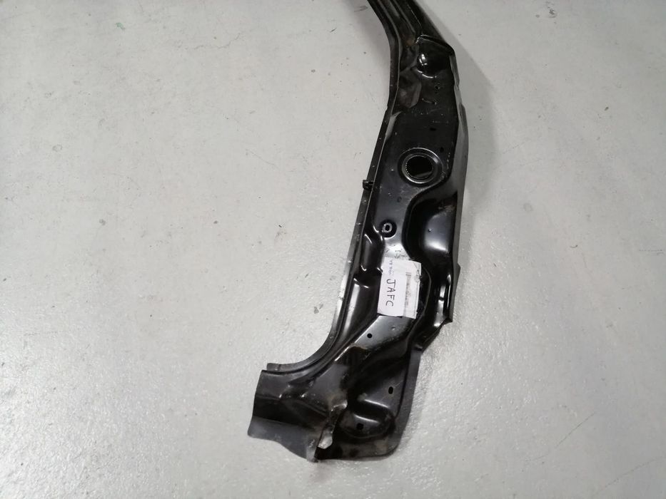 Pilar da cabine Toyota Dyna 150 ,250 e 280 NOVO