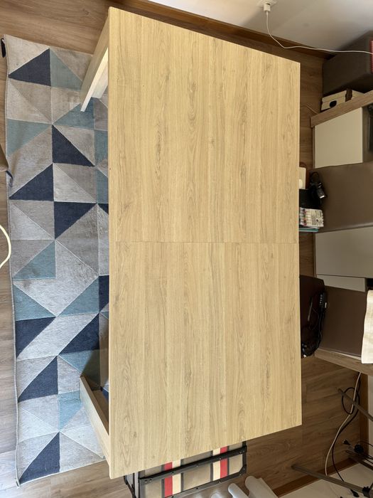 Vendo mesa  de jantar extensivel  para 6 + 2 pessoas