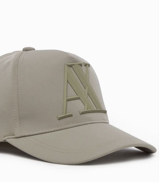 Бейсболка Armani Exchange бежевого кольору