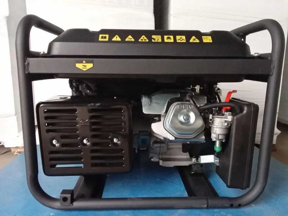 Генератор бензиновый Goodyear GY 5500E (5,5 кВт, электростартер, АВР)