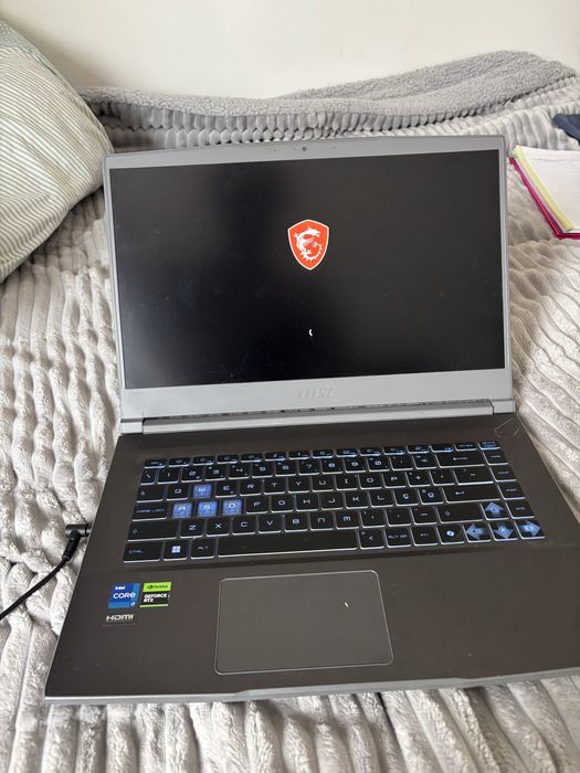 Msi 144hz 1980x1080 i7-12650H Rtx 3050 Laptop