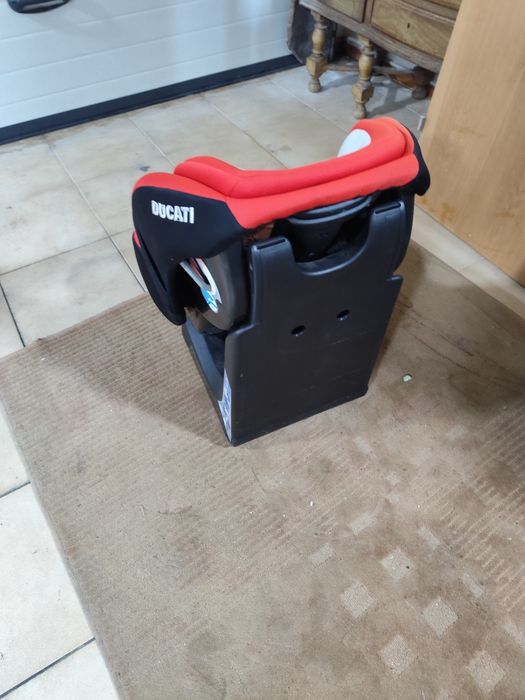 Cadeira carro Chicco Bebé DUCATI