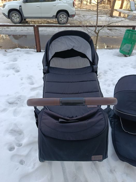 Продам каляску карела 2 в 1 в ідеальне состоянія ціна 5500 договірна