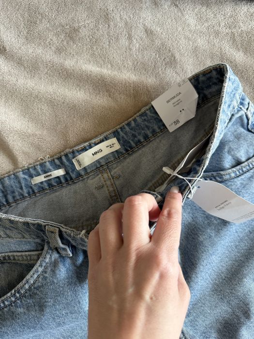 Жіночі шорти бермуди Mango розмір 38