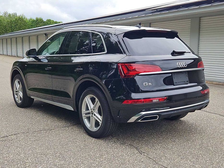 Audi Q5 e quattro S line Premium 55 TFSI      2024
