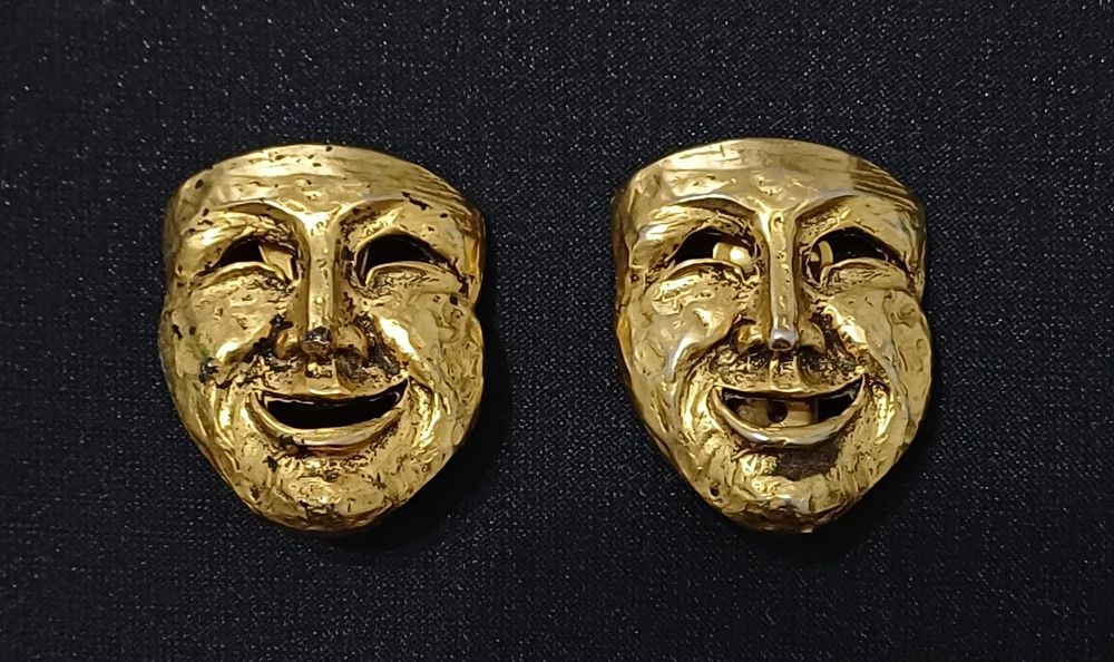 MOSCHINO Brincos Vintage raríssimos