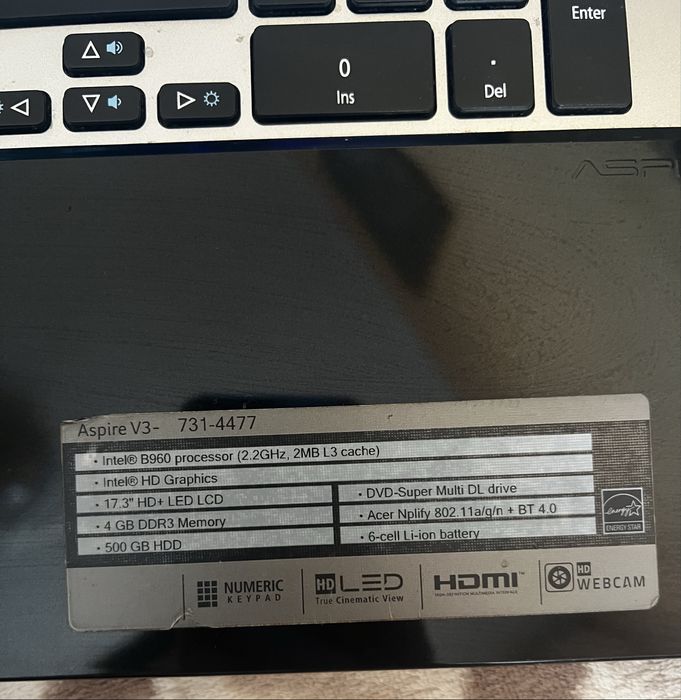 Ноутбук — Acer Aspire V3-731-4477