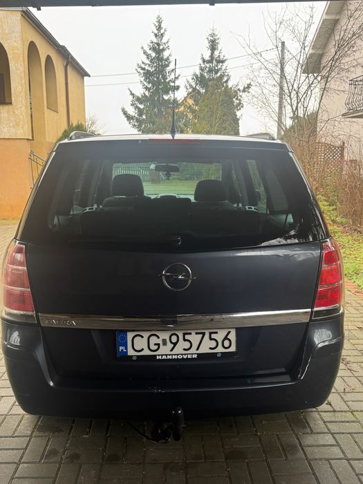 Opel Zafira b 1.8 103 KM