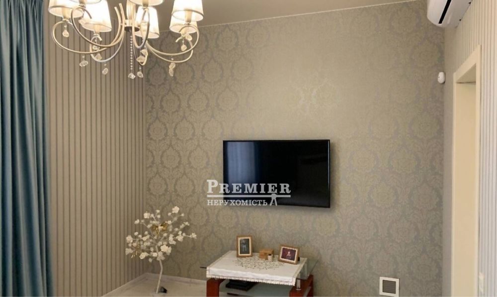 В продаже шикарный дом в Фонтанке