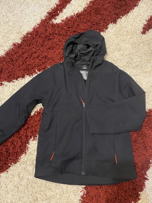 Осенняя куртка на рост 148-152