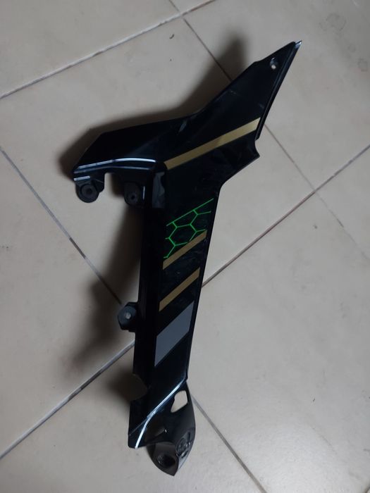 Prawa Owiewka Boczek Kawasaki Ex 650