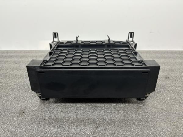 Rádio / auto-rádio VOLKSWAGEN Golf VIII (CD1)