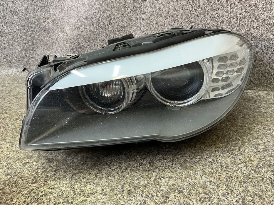 Lampa lewa przod przednia Bi-Xenon skretny LED modul BMW F10 F11 KOMPLETNA