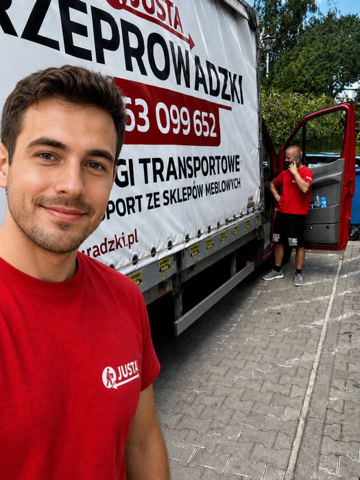 Przeprowadzki | Wywóz Starych Mebli | Opróżnianie mieszkań, piwnic, garaży, strychów | Usługi transportowe | Utylizacja mebli