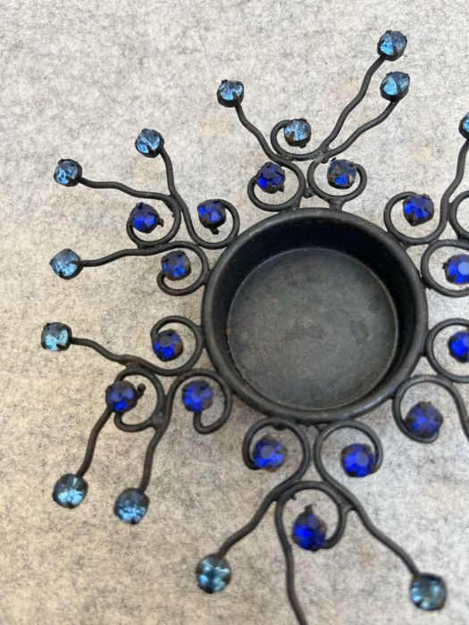 Castiçal Solitário Porta-Vela Lamparina em Ferro Forjado com Cristais