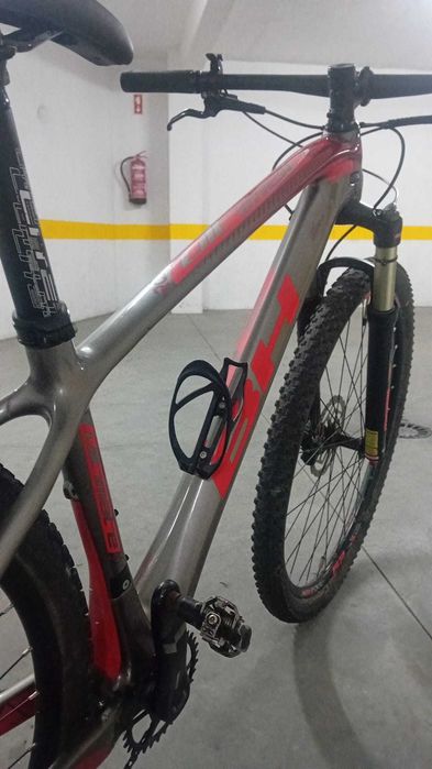 Bicicleta Cross pouco uso