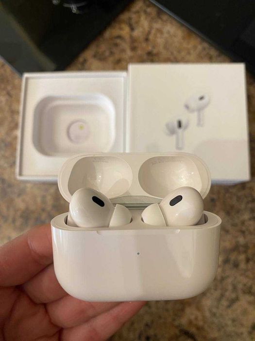 Продам навушники AirPods Pro 2