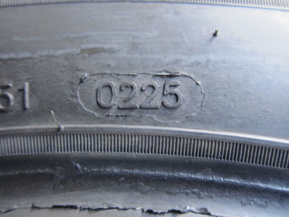 Dwie Opony Letnie 215/60/16 Tourador